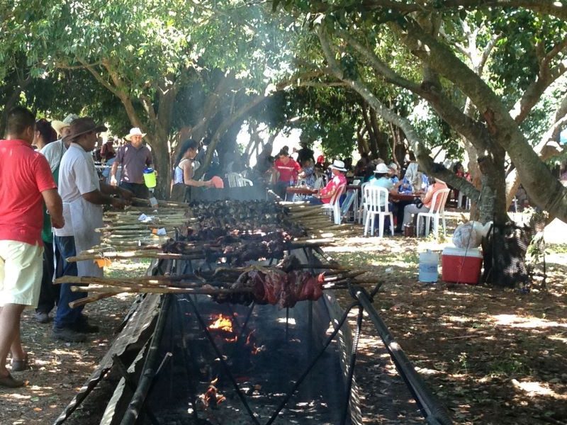 Asado en el Club de Leones